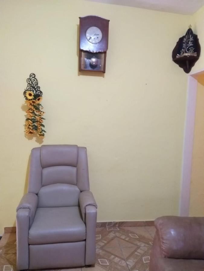 Casa Da Tia La Preco Unico Pela Casa Inteira, Cabem Ate 6 Pessoas Proximo Ao Santuario De Aparecida Villa อาปาเรซีดา ภายนอก รูปภาพ
